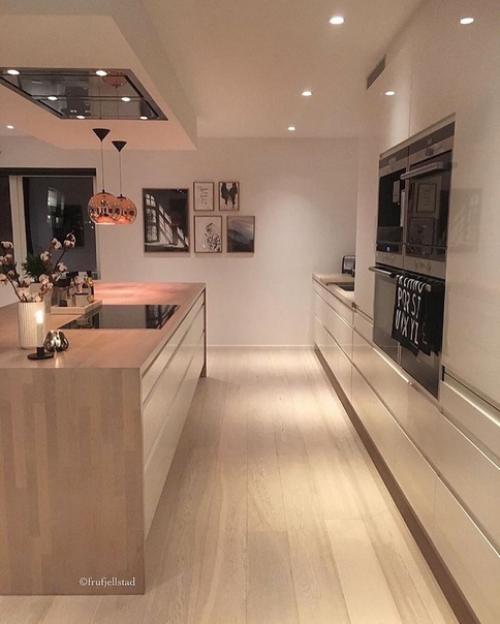 Скандинавский стиль.  Сочетание белого и дерева помогает создать ощущение тепла и уюта, особенно в вечернее время. 04