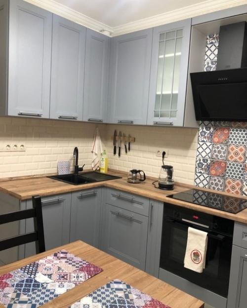 Наша кухня!  Еще не обжили. 03