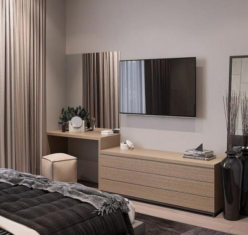 Какой вариант понравился вам? 02