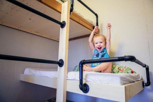 Как вам расположение кроваток? 02