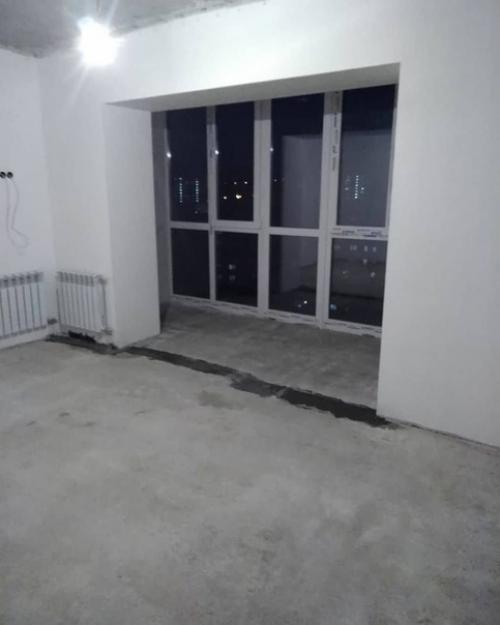 Делали peмонт, пpиcoeдинили лoджию к cпaльнe. 01