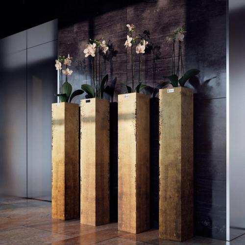 Живые растения в лотфе - та изюминка, которая преображает помещение, добавляет в него жизнь.