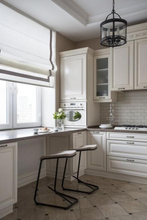 Четыре светлые кухни. 03