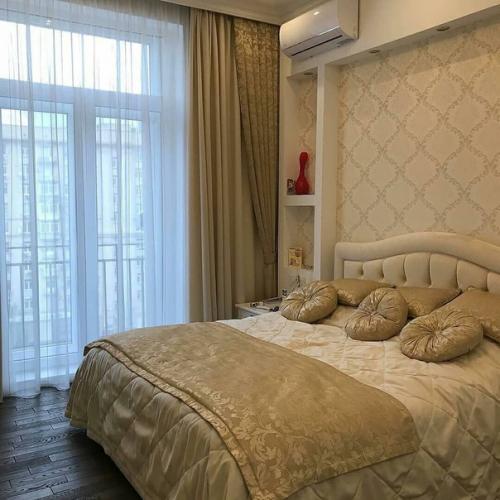 Достойно внимания?  Мнение каждого из вас интересно. 04