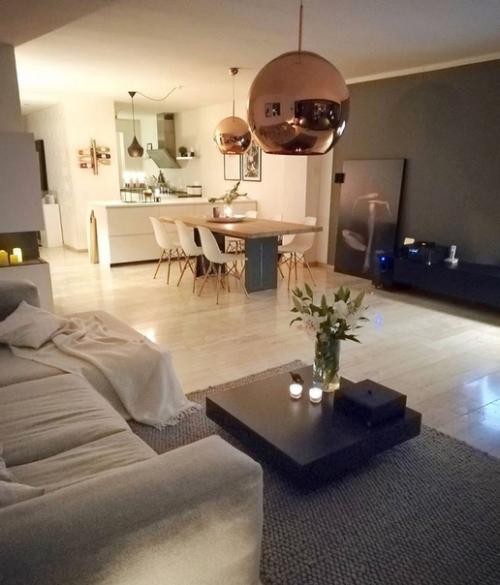 Когда на улице холодно и темно, лучше всего оставаться дома.