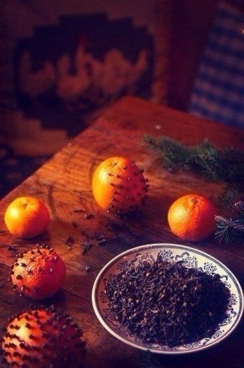 Доброе утро!  Запах мандарин и праздничного настроения в каждом доме. 03