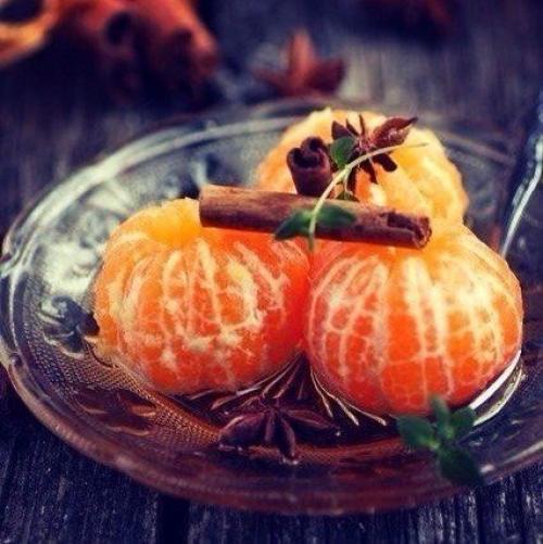 Доброе утро!  Запах мандарин и праздничного настроения в каждом доме. 04