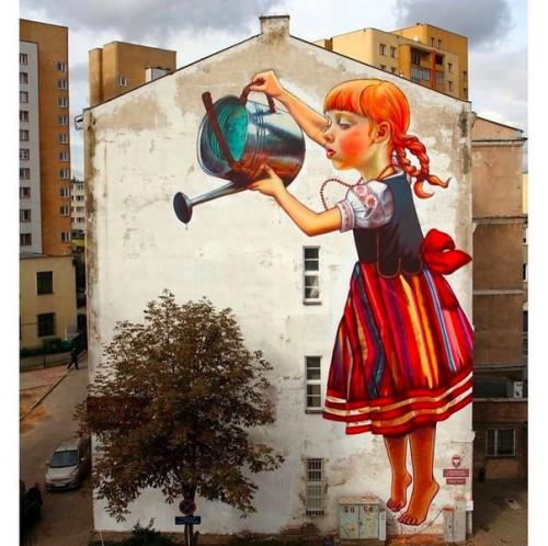 Потрясающе!  Какое чувство пропорции на таких объёмах! 01