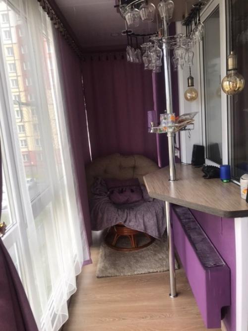 Похвастаюсь и я нашим балконом ремонт делали сами. 01