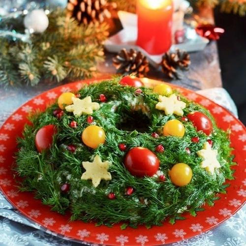 Новогодние салаты с мышками и ёлочками. 03