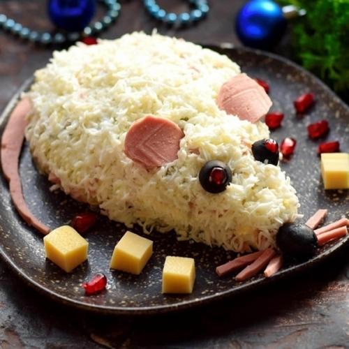 Новогодние салаты с мышками и ёлочками. 05