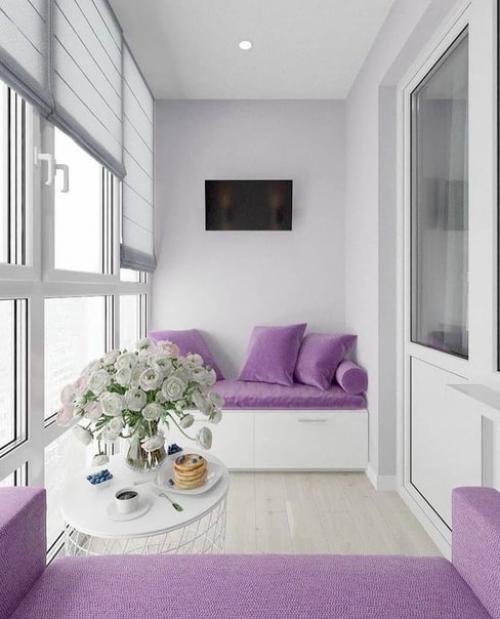 Когда есть несколько идей и каждый хочет свою, определится сложно. 
