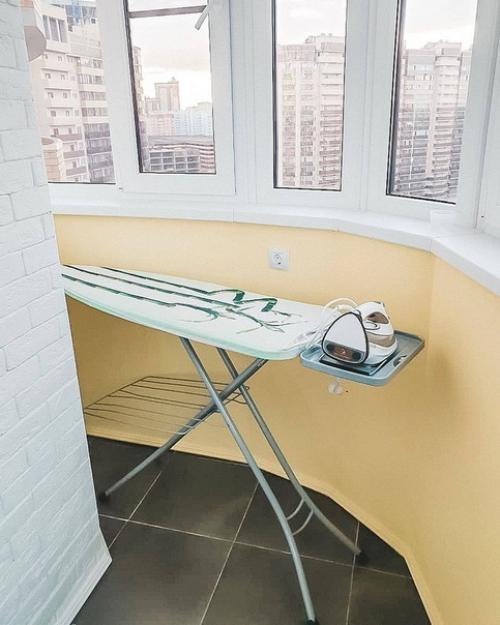 Посмотрите как можно обыграть эту казалось бы бесполезную площадь. 06