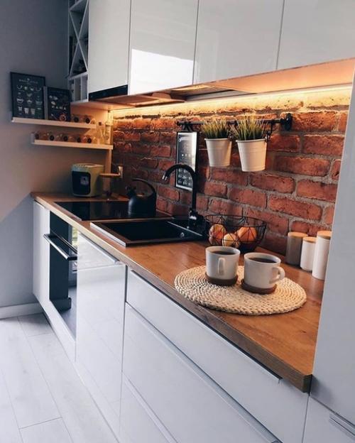 Кирпичная стена в интерьере. 01