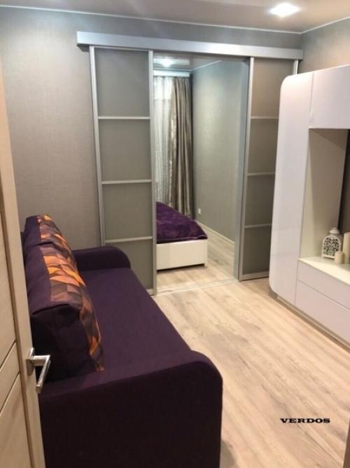 Переделали из однокомнатной в двухкомнатную. 05