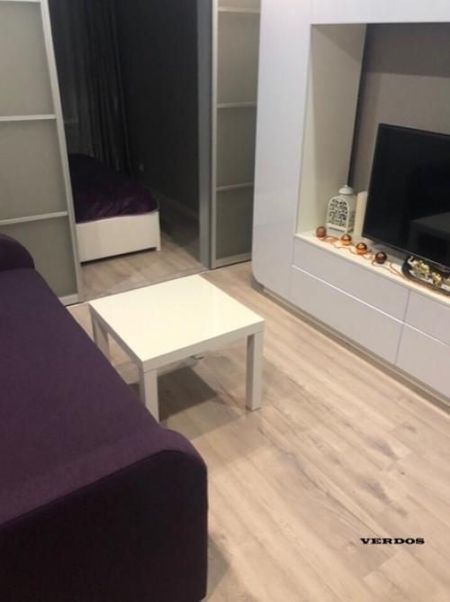 Переделали из однокомнатной в двухкомнатную. 06