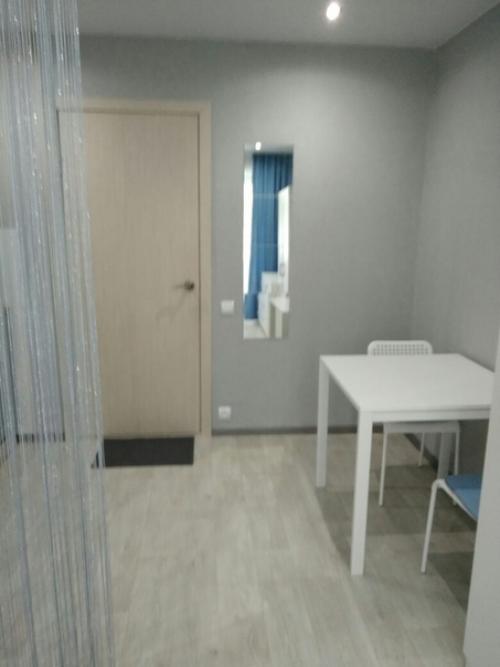 Переделали комнату в общежитии. 08