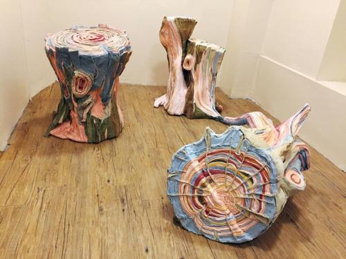 Пни Тамары костяновской пошитые из выброшеной одежды. 01