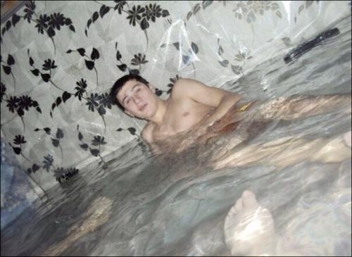 Ребята развлекаються. Хочется услышать ваше мнение. 04