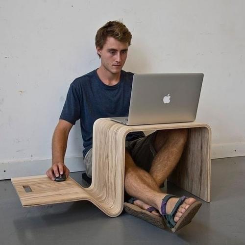 Стул или стол или что это?