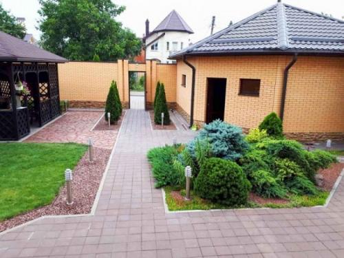 Озеленение двора частном доме. Озеленение двора: 155 фото и видео описание, как выполнить озеленение участка 17 Озеленение двора частном доме. Озеленение двора: 155 фото и видео описание, как выполнить озеленение участка 17