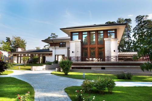 Модные цвета фасадов домов 2020. Дизайн частного дома – тренды 2020 года: 100 фото лучших современных идей от ведущих дизайнеров