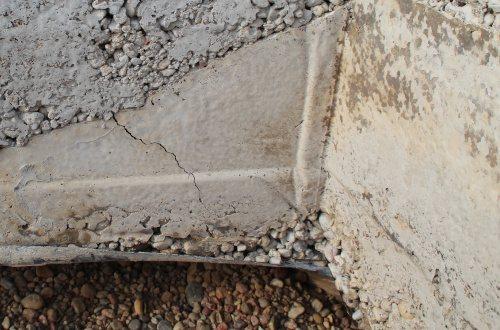 Что делать, если фундамент треснул