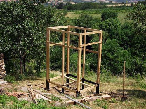 Летний душ из поддонов.  Летний душ из дерева своими руками