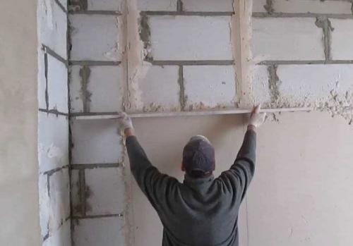 Штукатурка клеем для газобетона. Чем нельзя штукатурить газобетонные стены