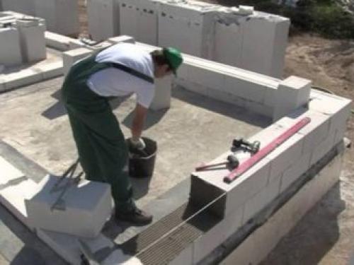 Одноэтажный дом из пеноблоков. Планировка и строительство одноэтажного дома из пеноблока 02 Одноэтажный дом из пеноблоков. Планировка и строительство одноэтажного дома из пеноблока 02