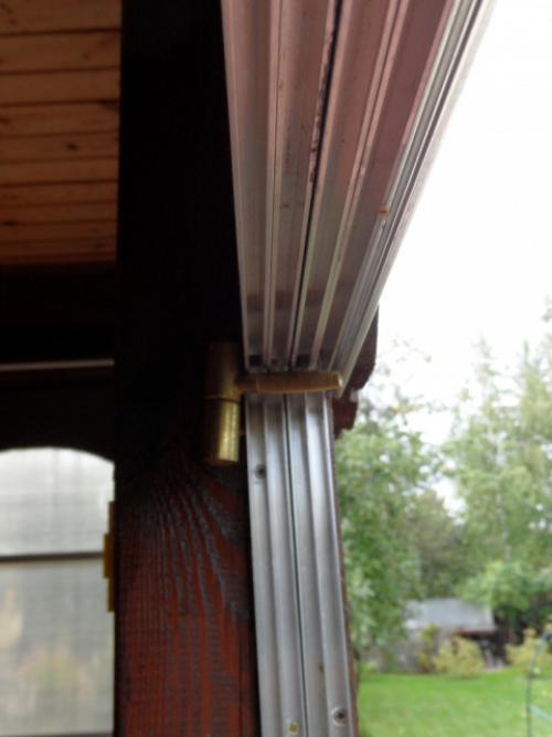 Окна своими руками из поликарбоната. Остекление веранды сотовым поликарбонатом.