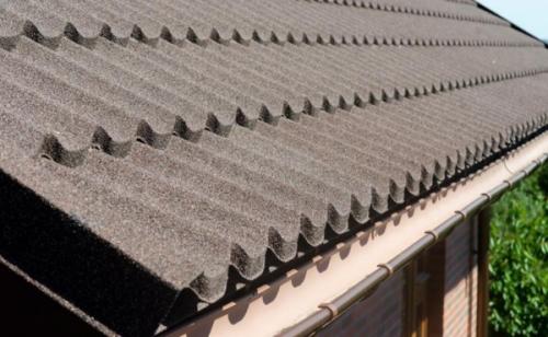 Кровли из металлочерепицы правильный монтаж. Принципы укладки металлочерепичного профиля 07