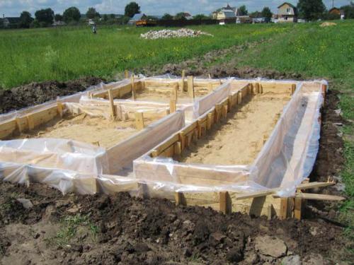 Дом из газоблока своими руками. Дом из газобетона: укладка блоков 07 Дом из газоблока своими руками. Дом из газобетона: укладка блоков 07