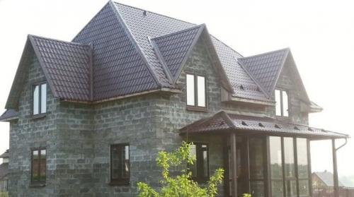 Дом из арболита: плюсы, минусы и особенности строительства