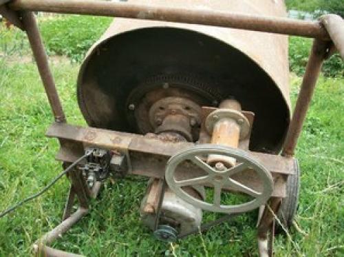 Самодельная бетономешалка из стиральной машины. Устройство с двигателем и редуктором