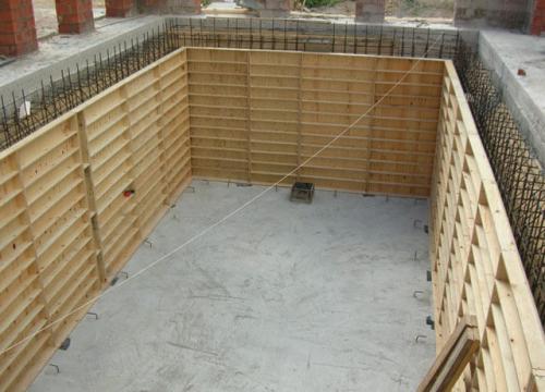 Как сделать бассейн в бане. Какой нужен котлован