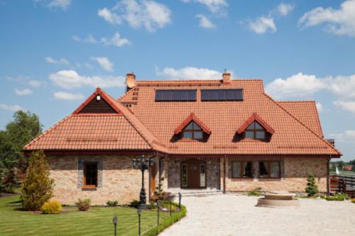 Сложные ломаные мансардные крыши. Цены на брус