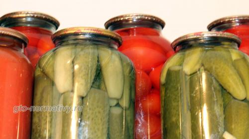 Сколько можно хранить консервированные помидоры. Сколько можно хранить домашнюю консервацию и при какой температуре?
