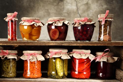 Заготовки на зиму которые хранятся в квартире. 5 классных идей: как хранить заготовки на зиму?