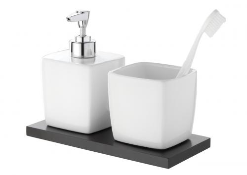 Чёрно — белый в интерьере 02