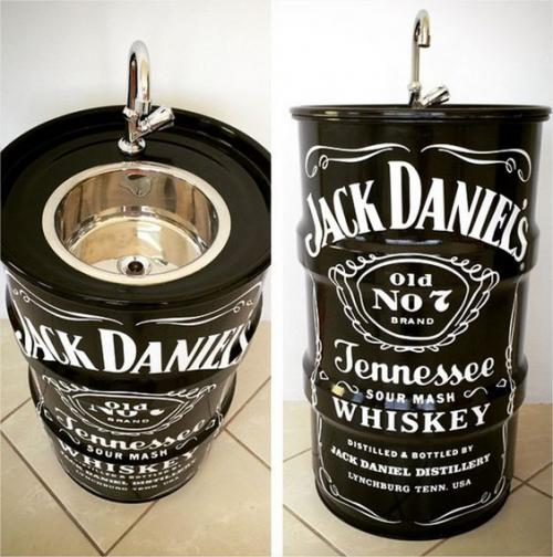 Бочки в интерьере 06