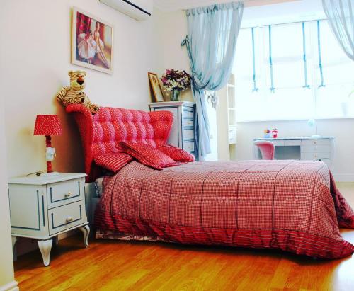 Интересный дизайн детской комнаты для девочки 03