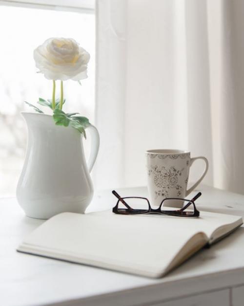 Детали интерьера . Белый цвет 02