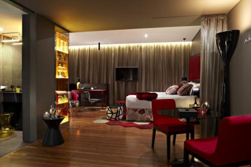 Чувственный цвет бордо для роскошной жизни 03