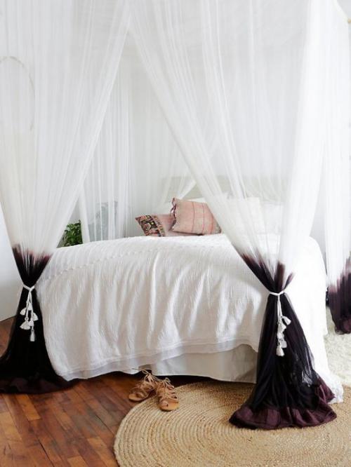 Балдахин в интерьере спальни 01