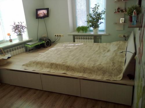 Ремонт комнаты своими руками — смотрите примеры ремонта комнат, а также узнайте, как правильно проводить работы, инструкции и примеры на фото!