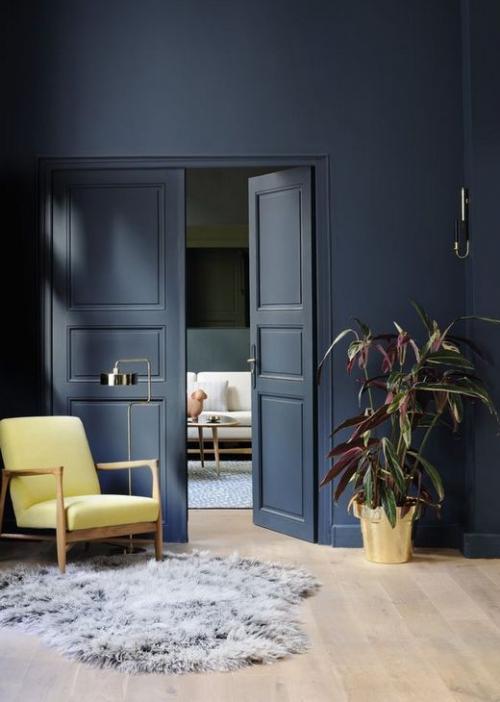 Двери в цвет стен 01