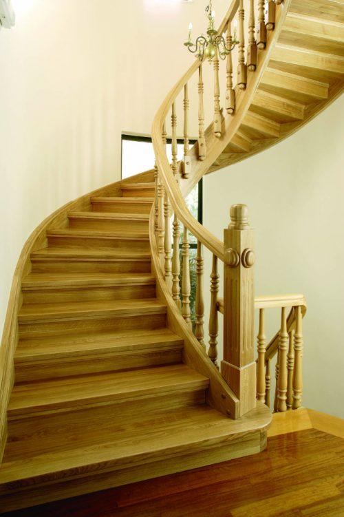 Винтовая лестница на мансарду своими руками. Применяемые пространственные конструкции