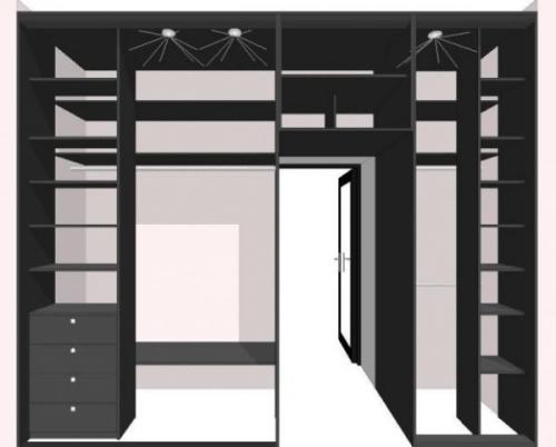 Шкаф вокруг двери в гостинной. Преимущества