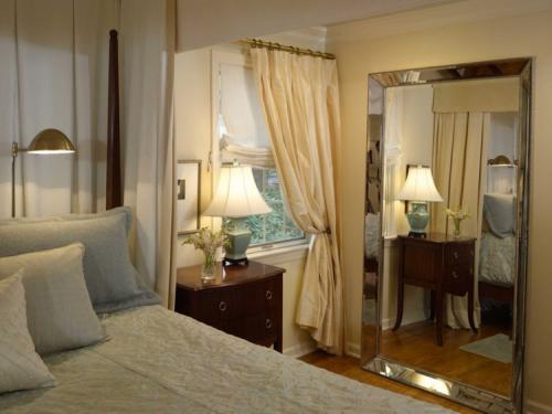 Как расширить узкую комнату визуально. Что сделает комнату больше?